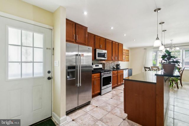 1604 ERSKINE ST, Hyattsville, MD 20783