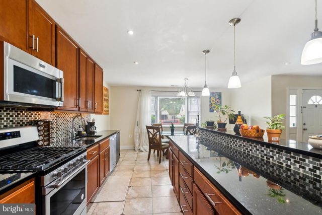 1604 ERSKINE ST, Hyattsville, MD 20783