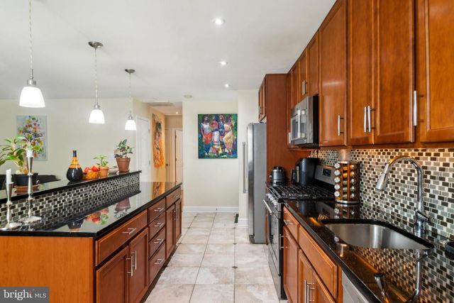 1604 ERSKINE ST, Hyattsville, MD 20783