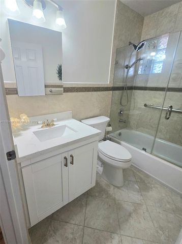 16422 NW 83rd Place, Miami Lakes, FL 33016