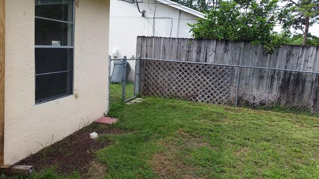 460 Fleming Avenue, Greenacres, FL 33463