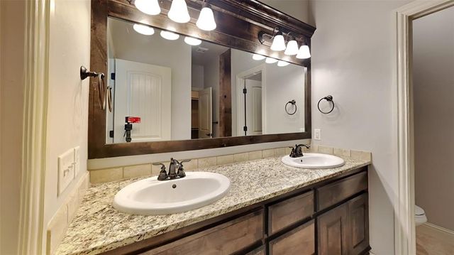 2425 NW 153rd Street, Edmond, OK 73013