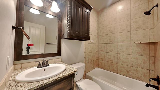 2425 NW 153rd Street, Edmond, OK 73013