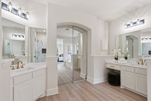 1315 Valley Vista Drive, Irving, TX 75063