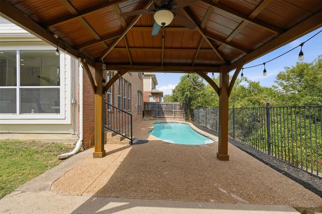 1315 Valley Vista Drive, Irving, TX 75063