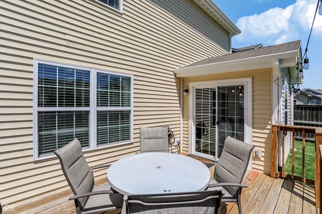 907 Burntwood Way, Westfield, IN 46074