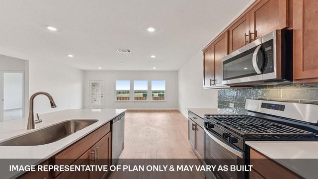1816 Dandy Brush DR, Leander, TX 78641