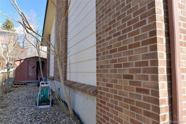 18231 W 3rd Avenue, Golden, CO 80401