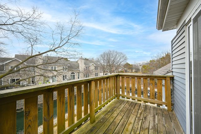 2012 N Silver Lake Road 2012, Arlington Heights, IL 60004