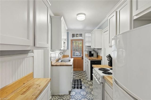 1013 N Elm Street A2, Greensboro, NC 27401