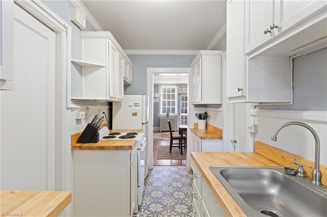 1013 N Elm Street A2, Greensboro, NC 27401