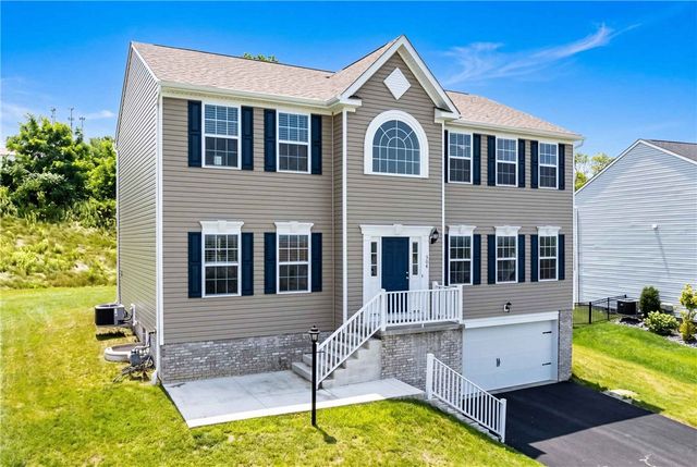 304 Rose Hill Ct, North Strabane, PA 15317