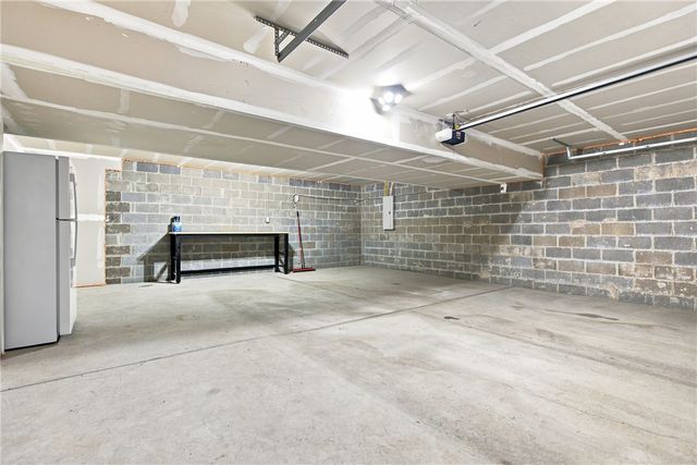 304 Rose Hill Ct, North Strabane, PA 15317