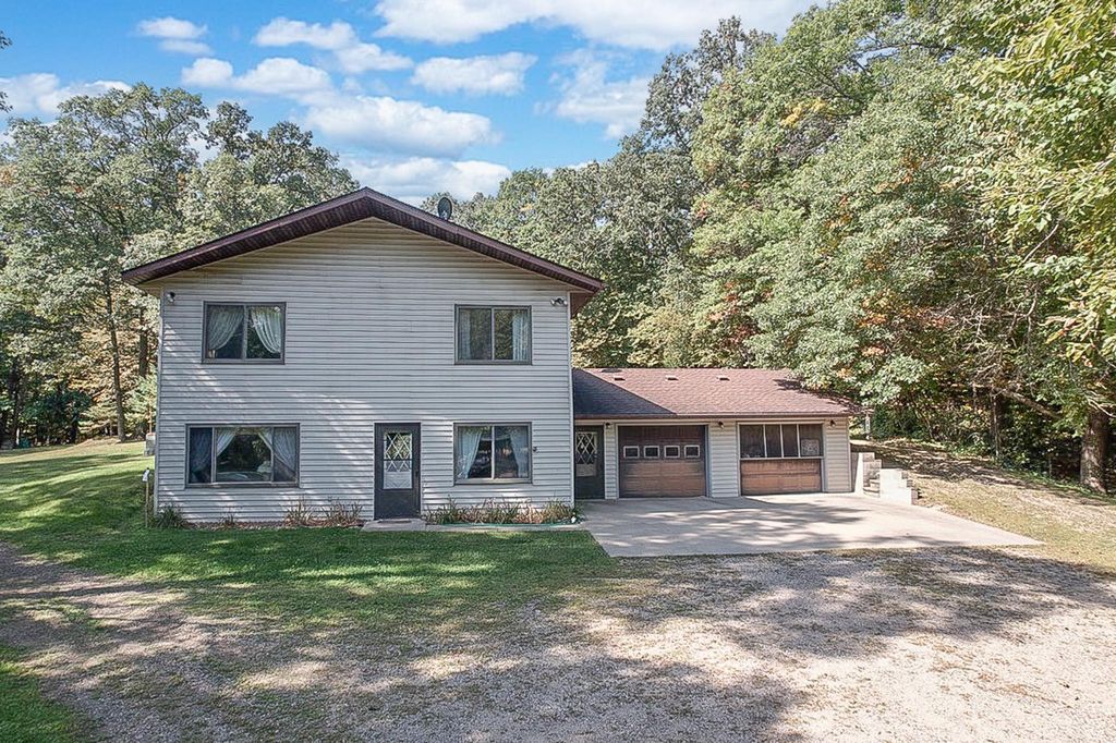 17963 27th Avenue, Fair Haven Twp, MN 55320