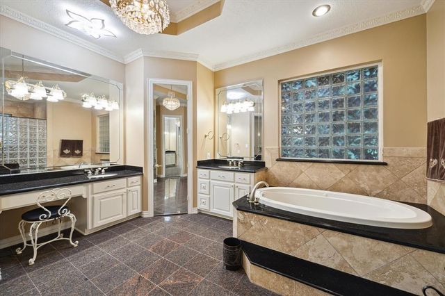 16919 Storybrook Forest Drive, Tomball, TX 77377