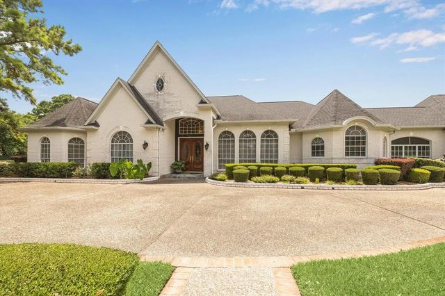 16919 Storybrook Forest Drive, Tomball, TX 77377