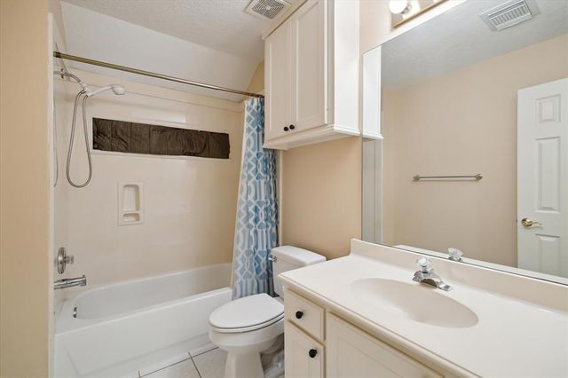 16919 Storybrook Forest Drive, Tomball, TX 77377