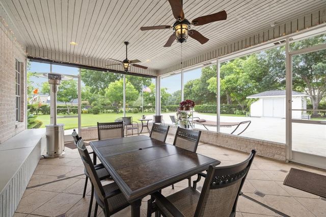16919 Storybrook Forest Drive, Tomball, TX 77377