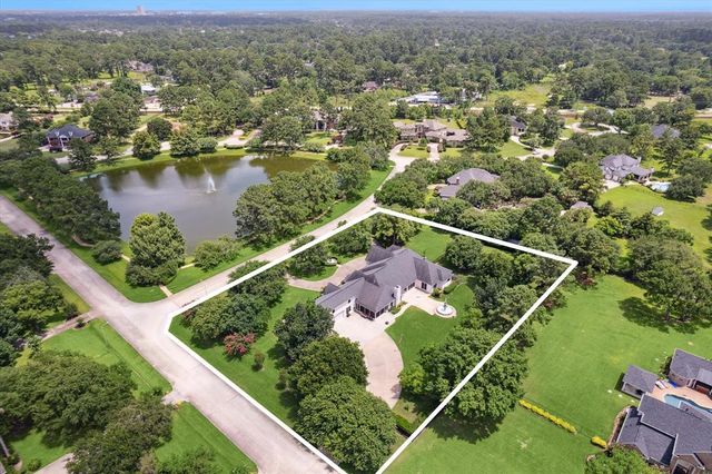 16919 Storybrook Forest Drive, Tomball, TX 77377