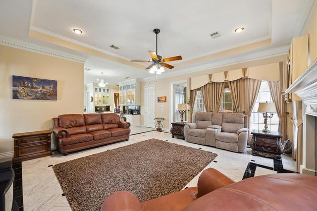 16919 Storybrook Forest Drive, Tomball, TX 77377