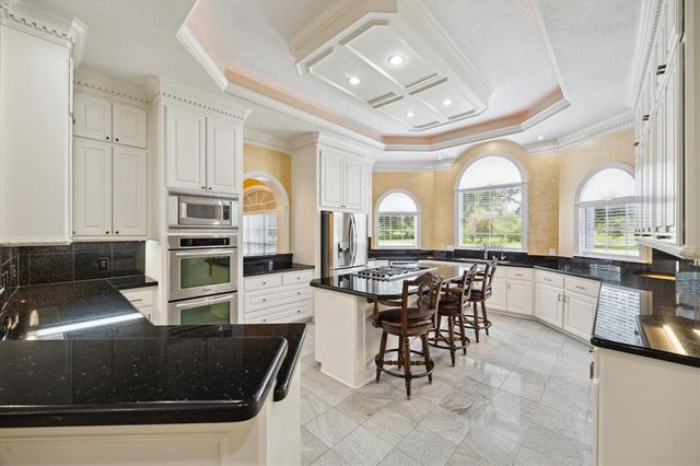 16919 Storybrook Forest Drive, Tomball, TX 77377
