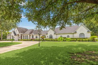 16919 Storybrook Forest Drive, Tomball, TX 77377