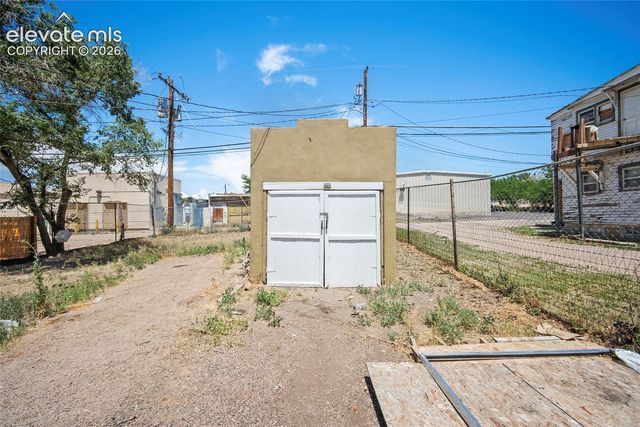 605 W 8th Street, Pueblo, CO 81003