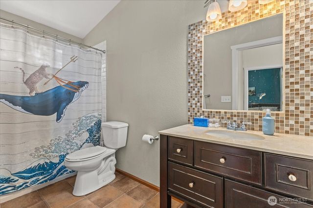 35 Edgewater Drive, Camano Island, WA 98282