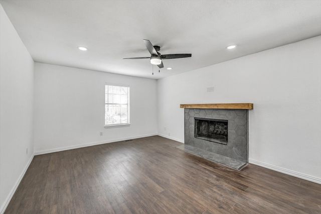 200 Eagle Court, Bedford, TX 76021