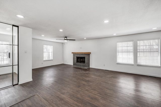 200 Eagle Court, Bedford, TX 76021