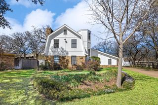 200 Eagle Court, Bedford, TX 76021