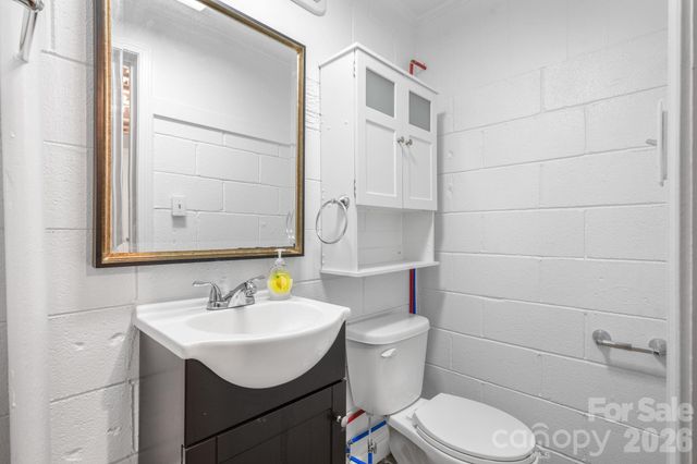 1859 Mcree Road, Newton, NC 28658