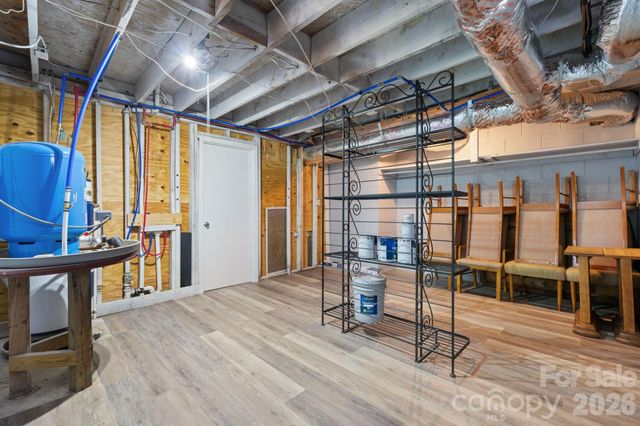 1859 Mcree Road, Newton, NC 28658