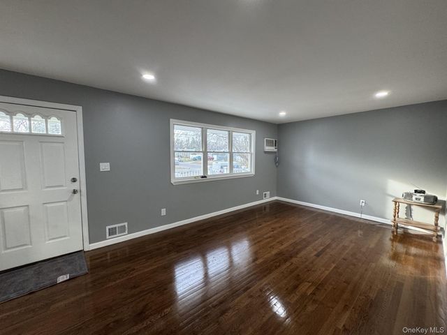 189 Whitetail Lane, Central Islip, NY 11722