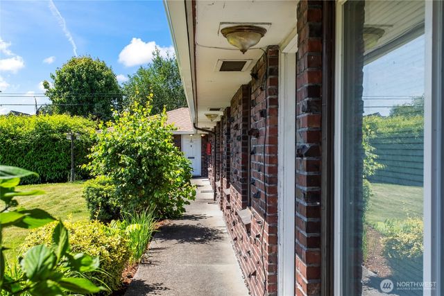 702 N L Street, Tacoma, WA 98403