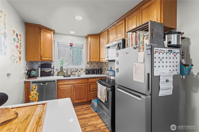702 N L Street, Tacoma, WA 98403
