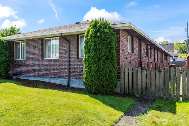 702 N L Street, Tacoma, WA 98403