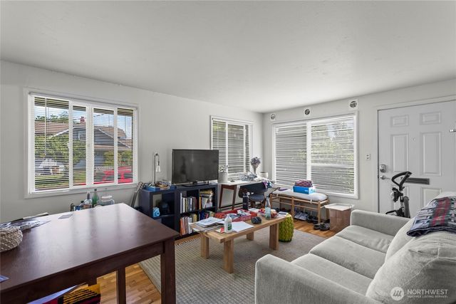 702 N L Street, Tacoma, WA 98403