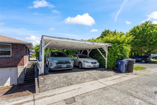 702 N L Street, Tacoma, WA 98403