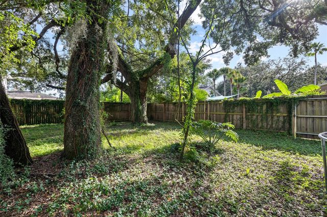 10908 GILLETTE AVENUE, Temple Terrace, FL 33617