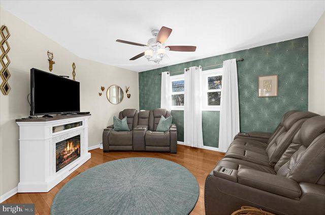 103 BAYLOR RD, Glen Burnie, MD 21061