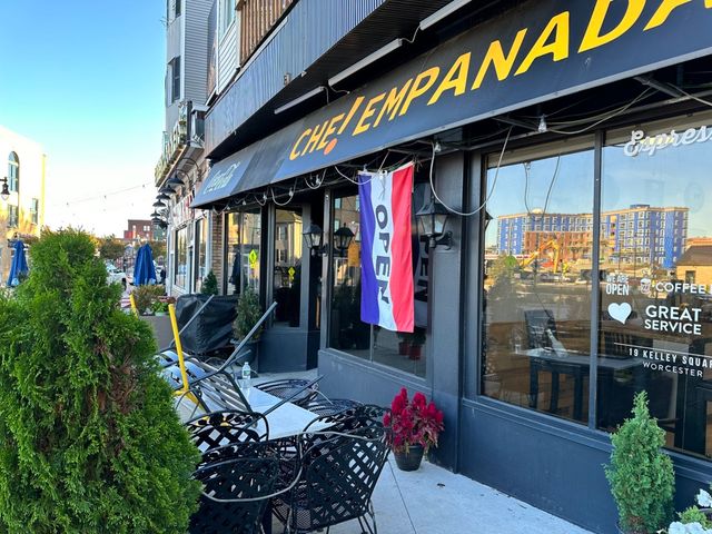 19 Kelley Sq, Worcester, MA 01610