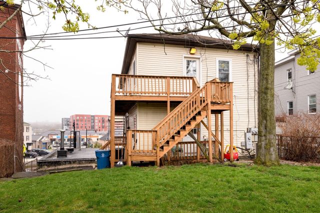 19 Kelley Sq, Worcester, MA 01610