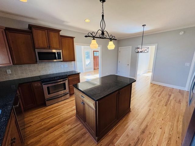 1713 Townside Drive, Bishop, GA 30621