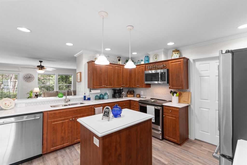 311 Walden Lake Rd., Conway, SC 29526 — photo 4