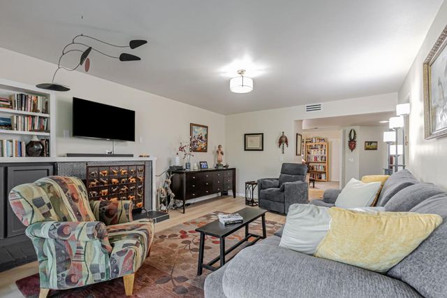 8463 Traminer Court, San Jose, CA 95135