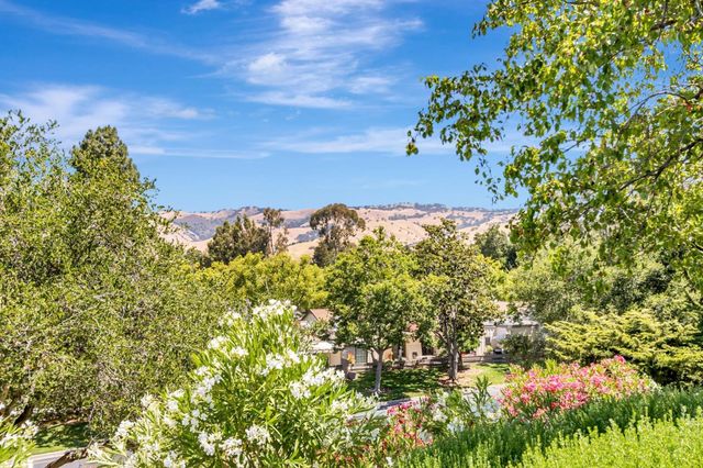 8463 Traminer Court, San Jose, CA 95135