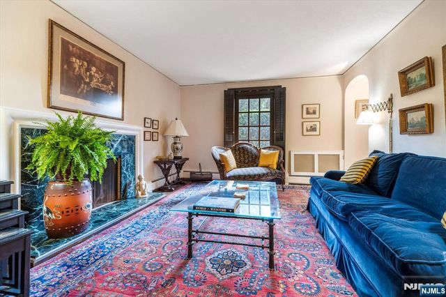 685 Sunset Road, Teaneck, NJ 07666