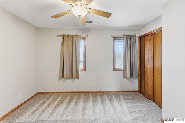 7434 Ernst Street, Omaha, NE 68122