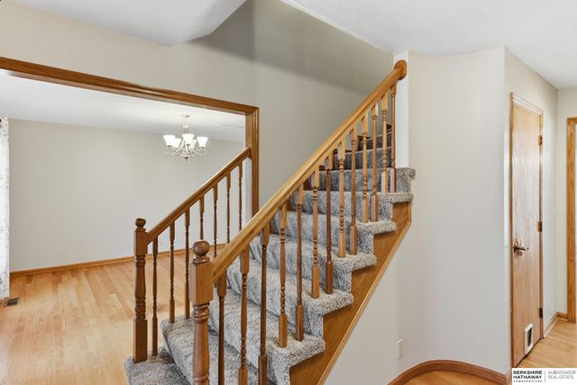 7434 Ernst Street, Omaha, NE 68122